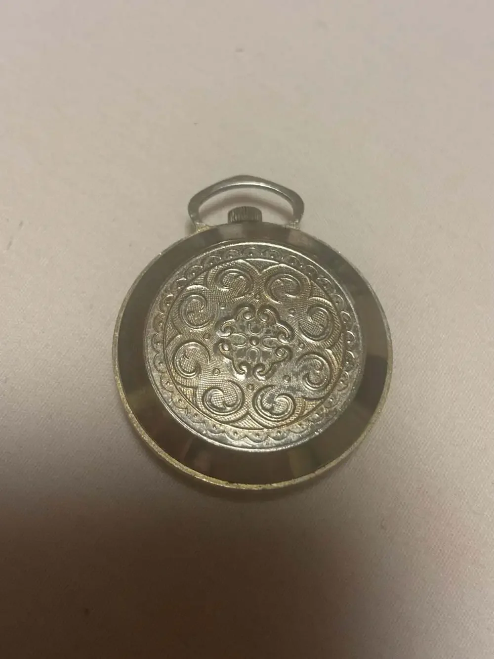 Lucerne mechanical pocket